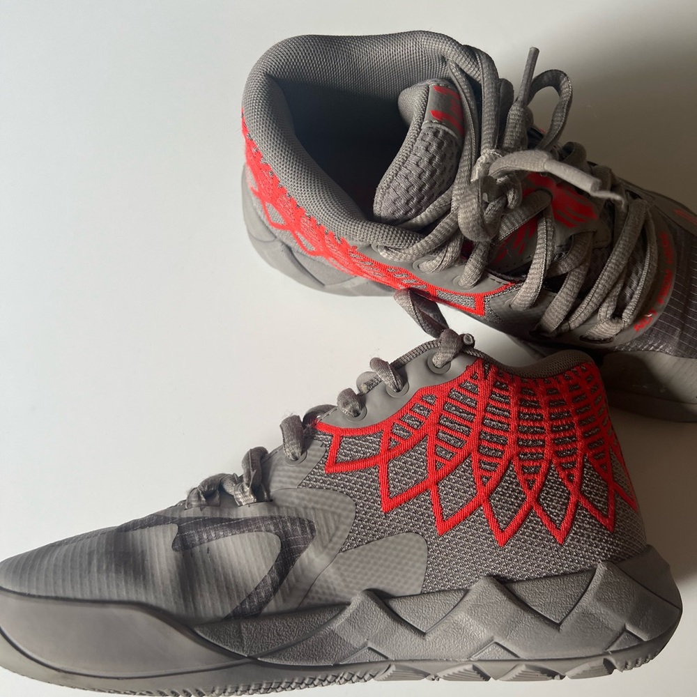 Puma Lamelo Ball MB-01 Rock Ridge Red Youth Sneakers Size 4